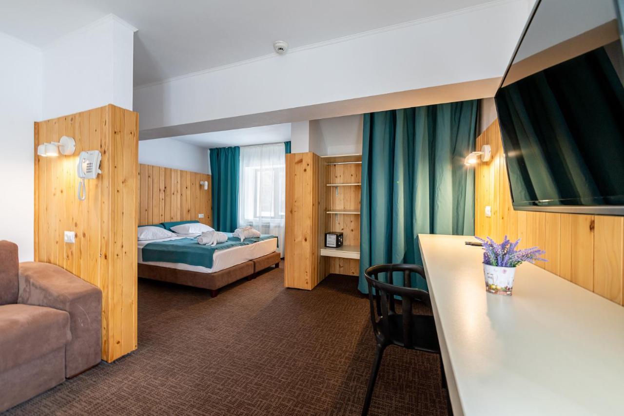 Complex Hotelier Cota O Mie Sinaia Buitenkant foto