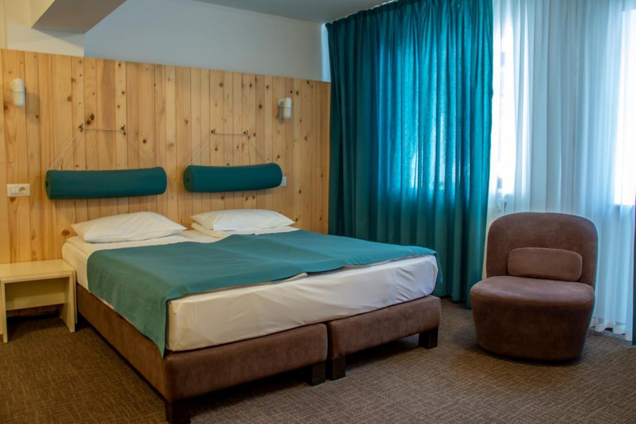 Complex Hotelier Cota O Mie Sinaia Buitenkant foto